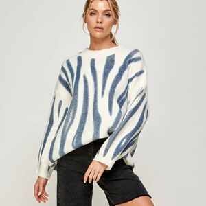 Solution Los Angeles Oversized Blue Stripe Sweater Size M/L